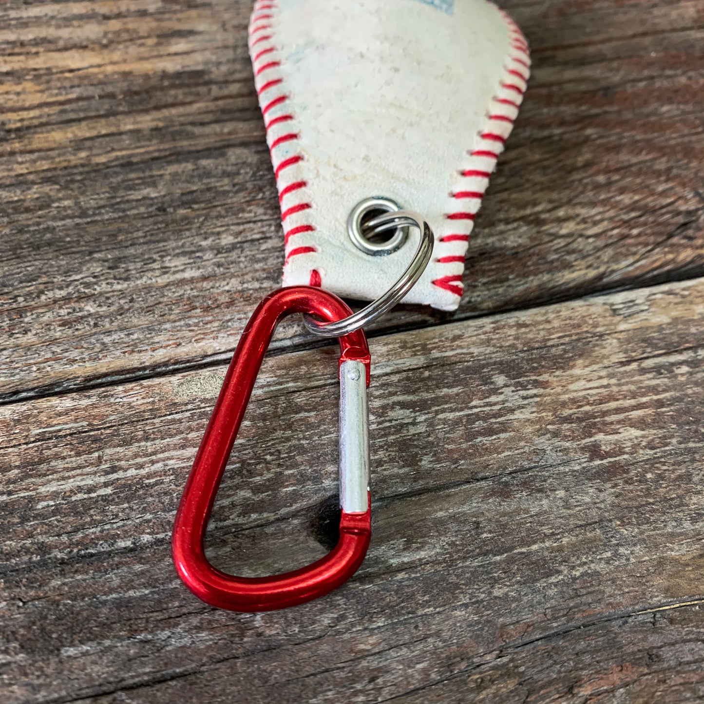 BASEBALL KEYCHAIN