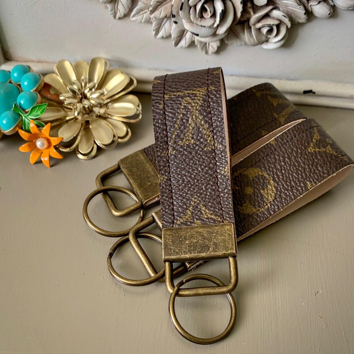 LOUIS VUITTON KEY FOB