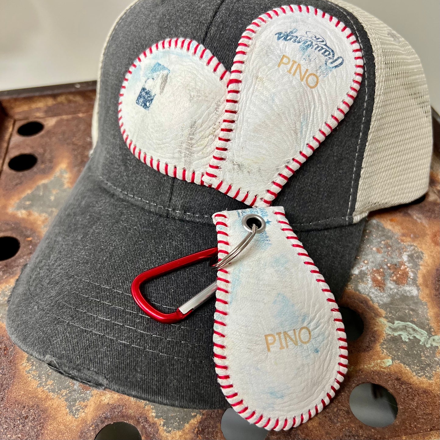 CUSTOM BASEBALL KEYCHAIN