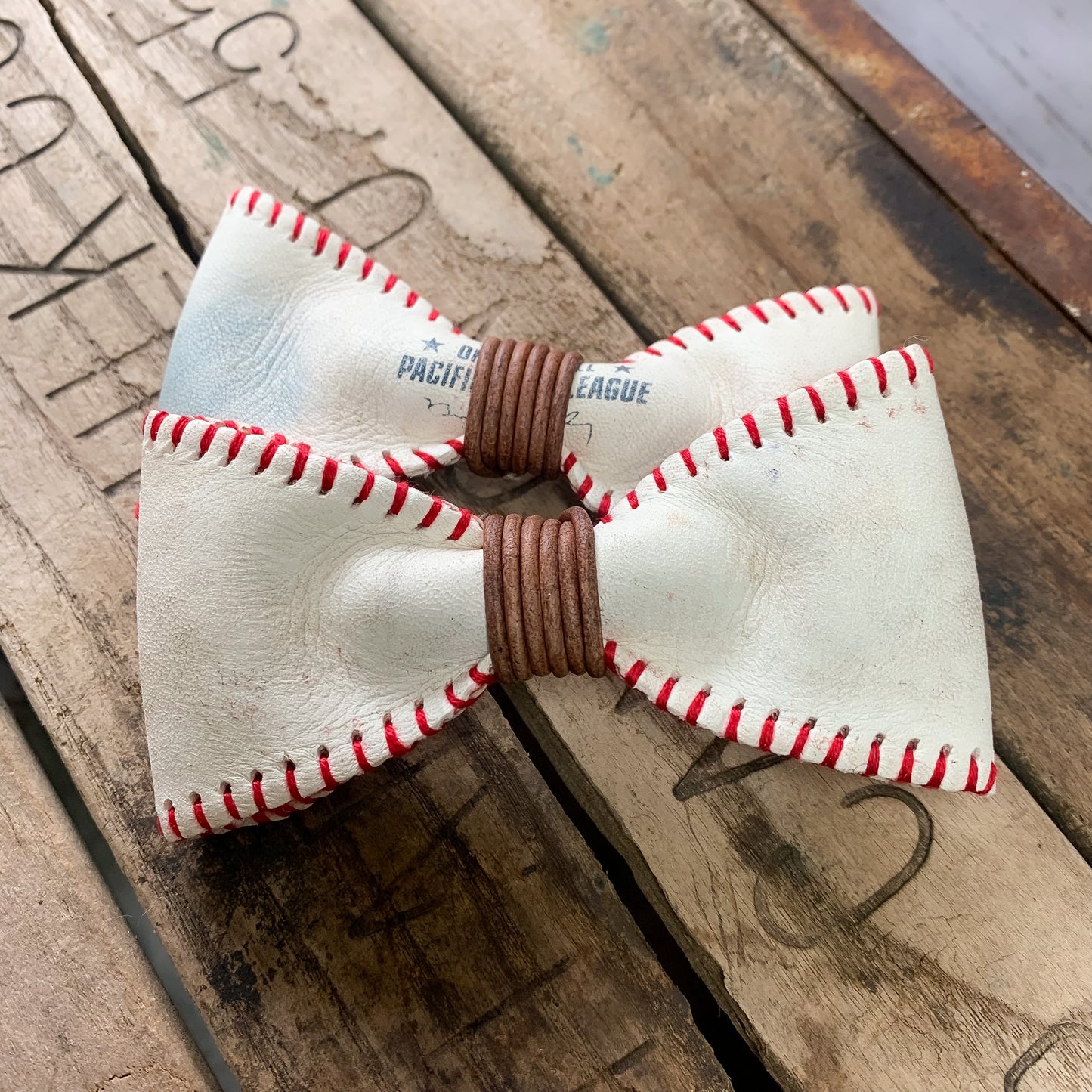 MR. DAPPER BOW TIE