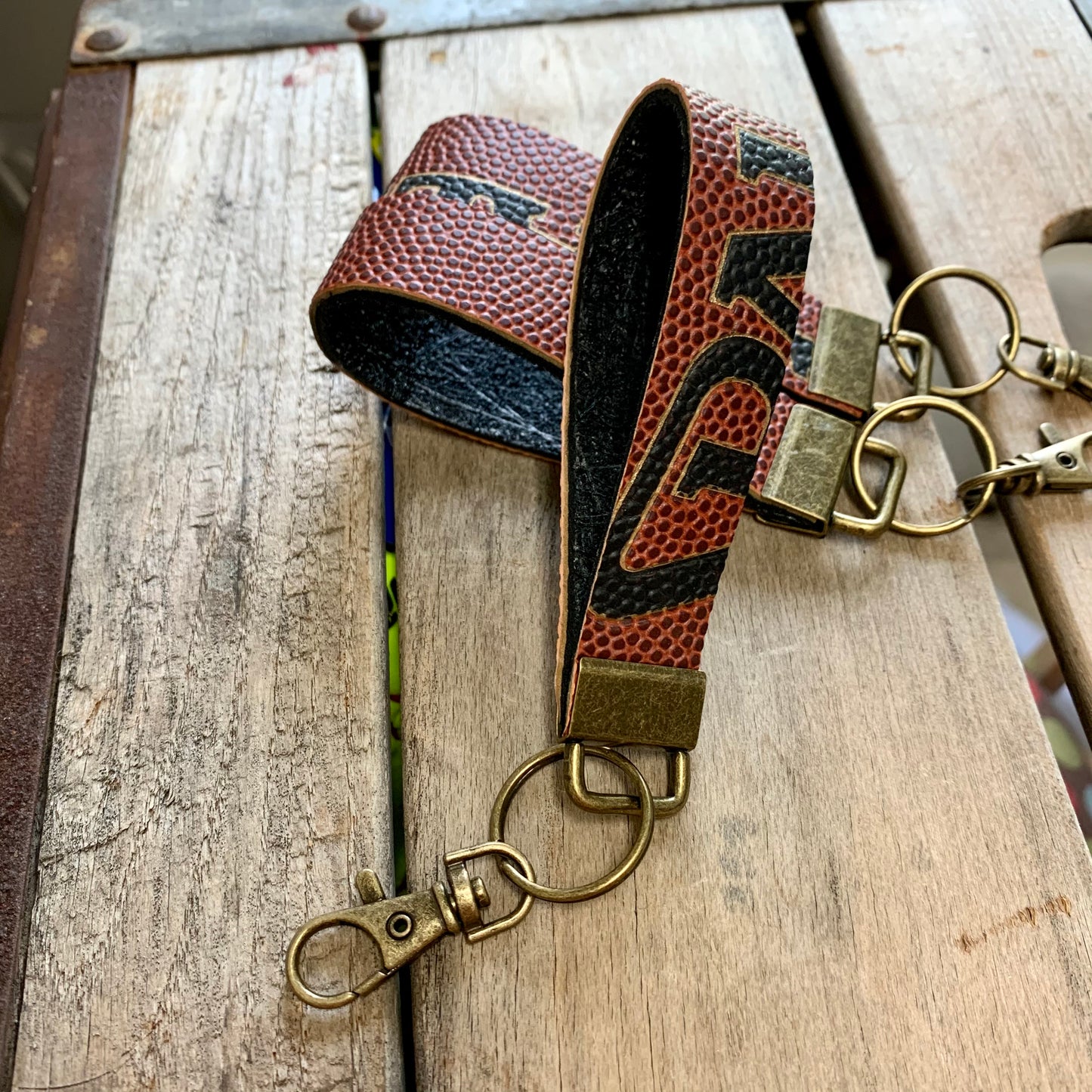 BASKETBALL KEY FOB