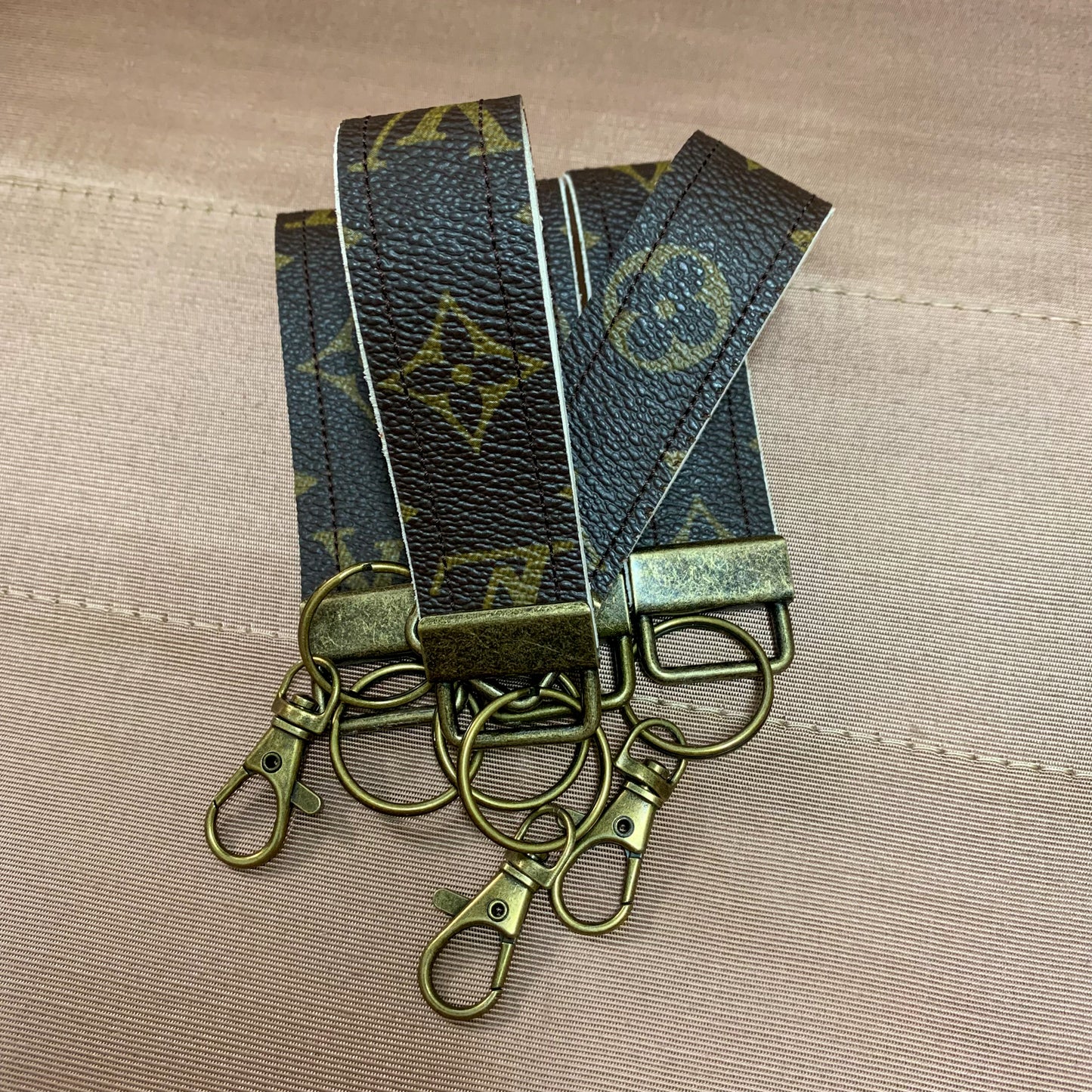 LOUIS VUITTON KEY FOB