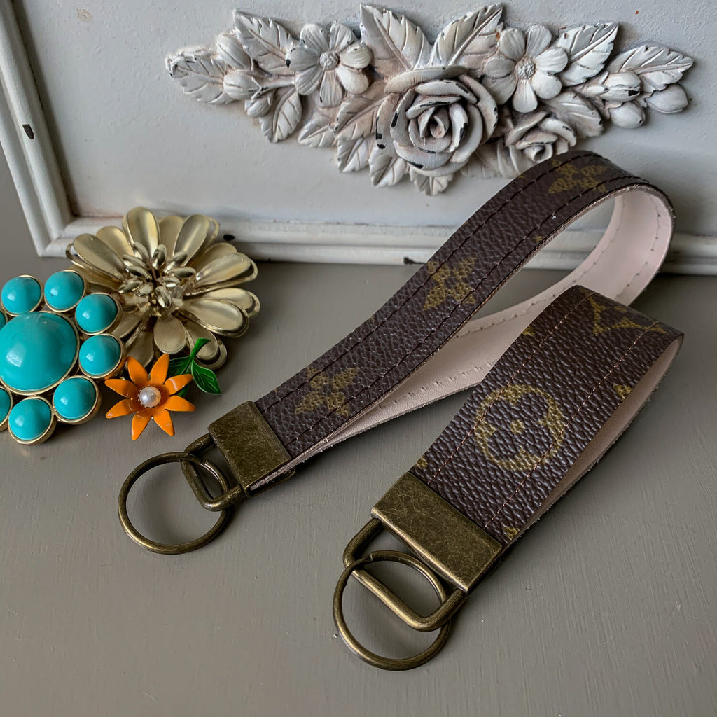 Upcycled LV Key chain wristlet – Anagails