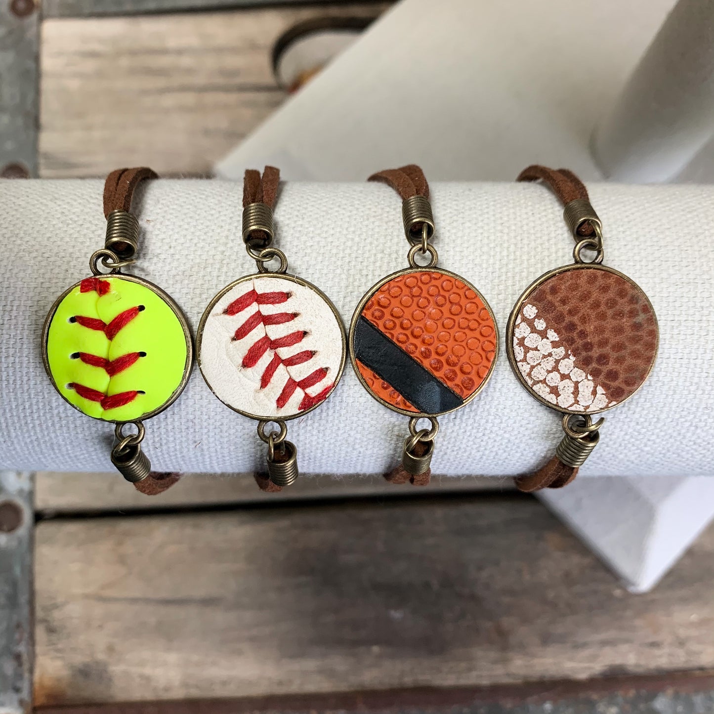 BASKETBALL BEZEL BRACELET