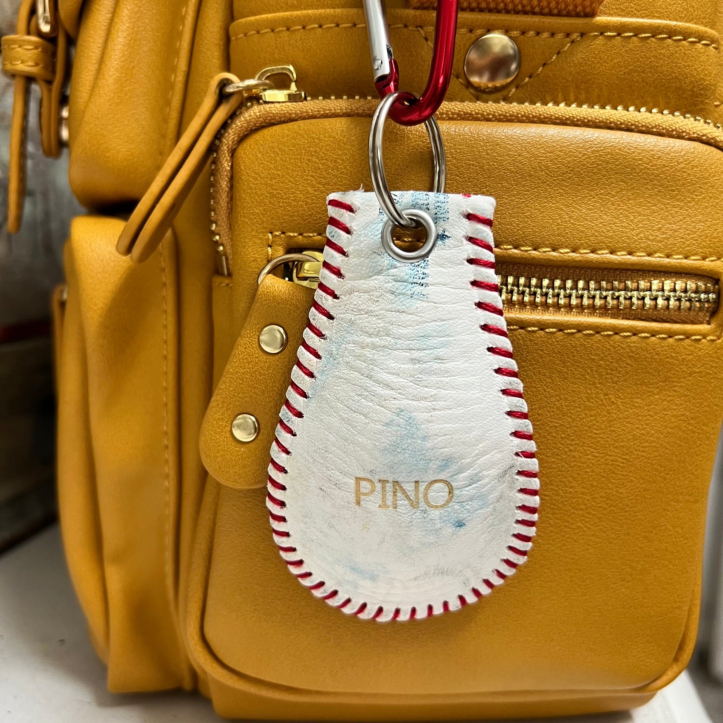 CUSTOM BASEBALL KEYCHAIN