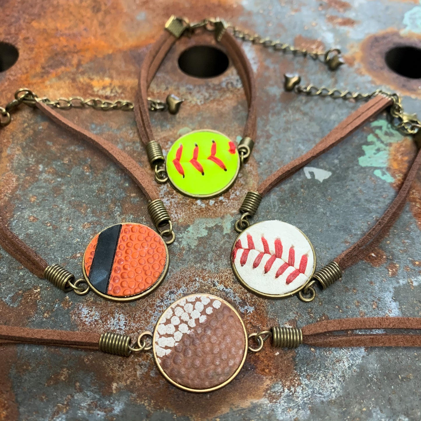 BASKETBALL BEZEL BRACELET