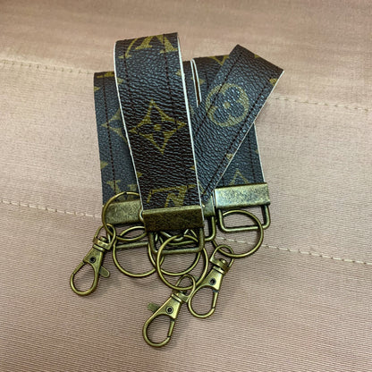 LOUIS VUITTON KEY FOB